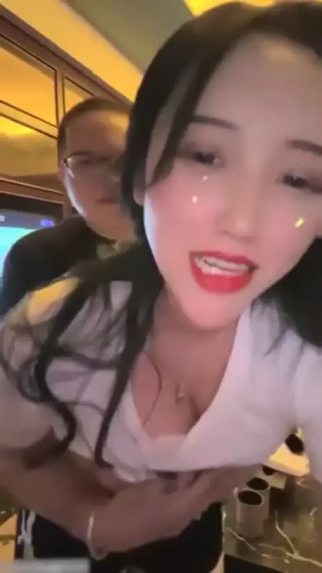 공용 화장실에서