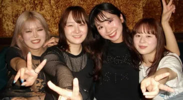 새내기 여대생의 용돈벌이 성활동