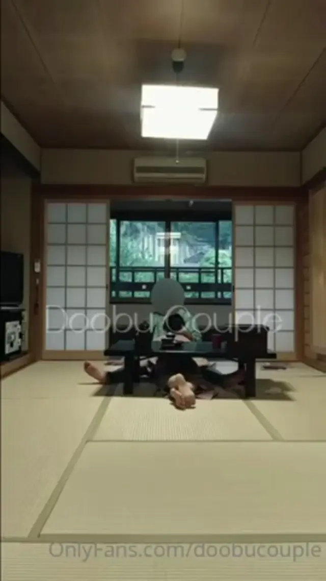 한적한 료칸 안주인