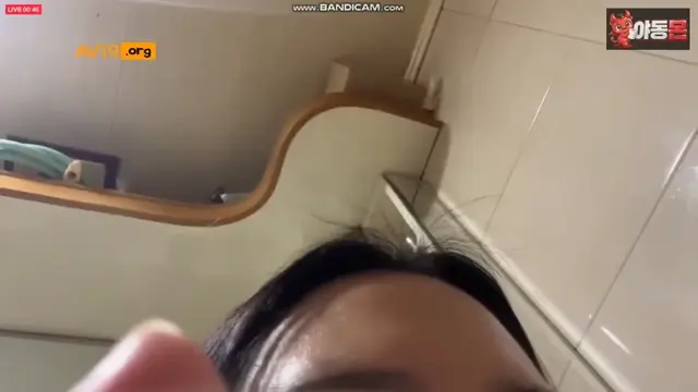 아헤가오 육덕 얼공돼지녀 화장실 애널자위