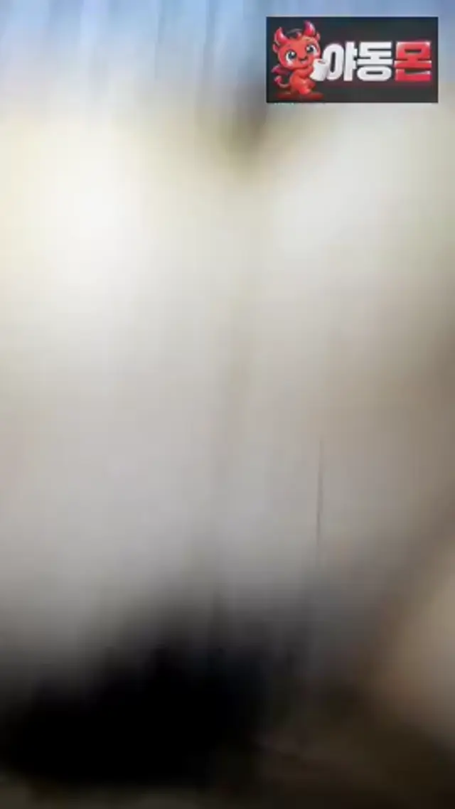 넘치는 물 떄문에 계속 빠지는 자지