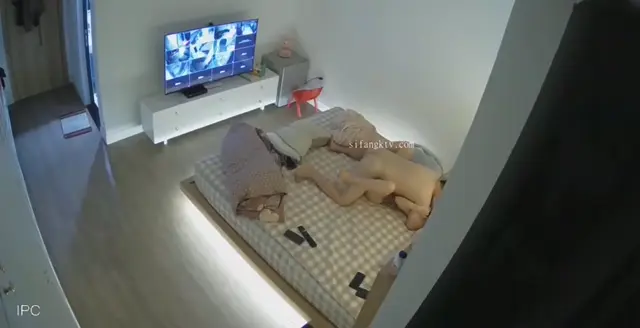 IP캠 유출 맨날 떡만치는 부부