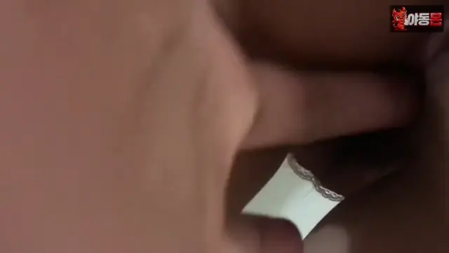 여친이랑 자취방에서 (1)