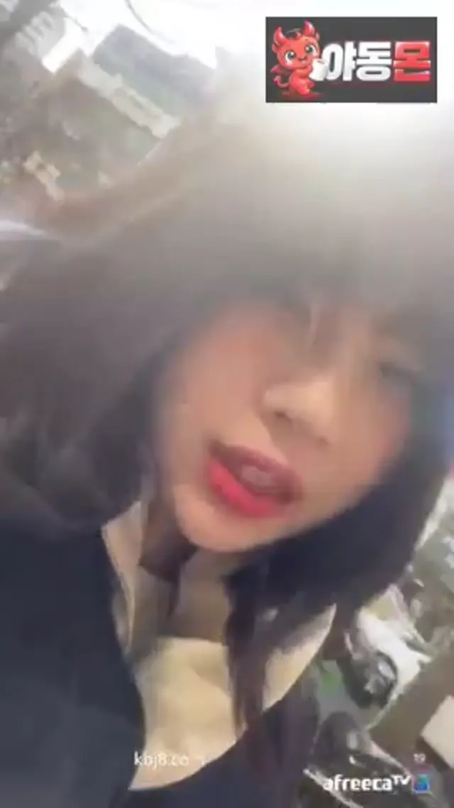 골빈어린년 화장실 노출