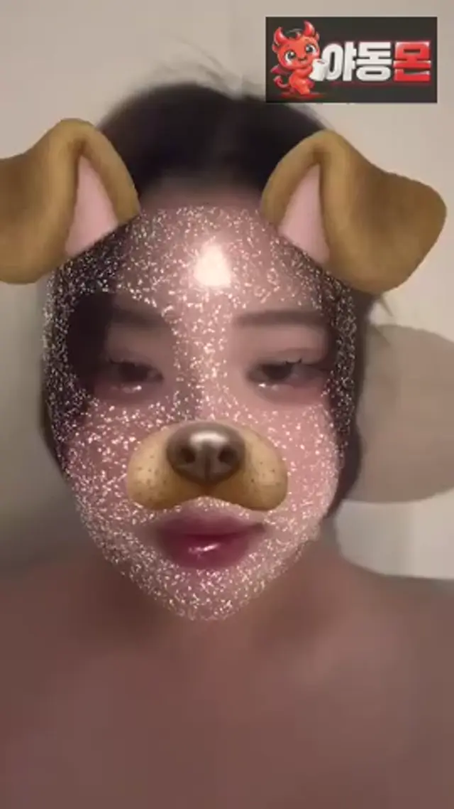 틱톡 거유녀 (1)