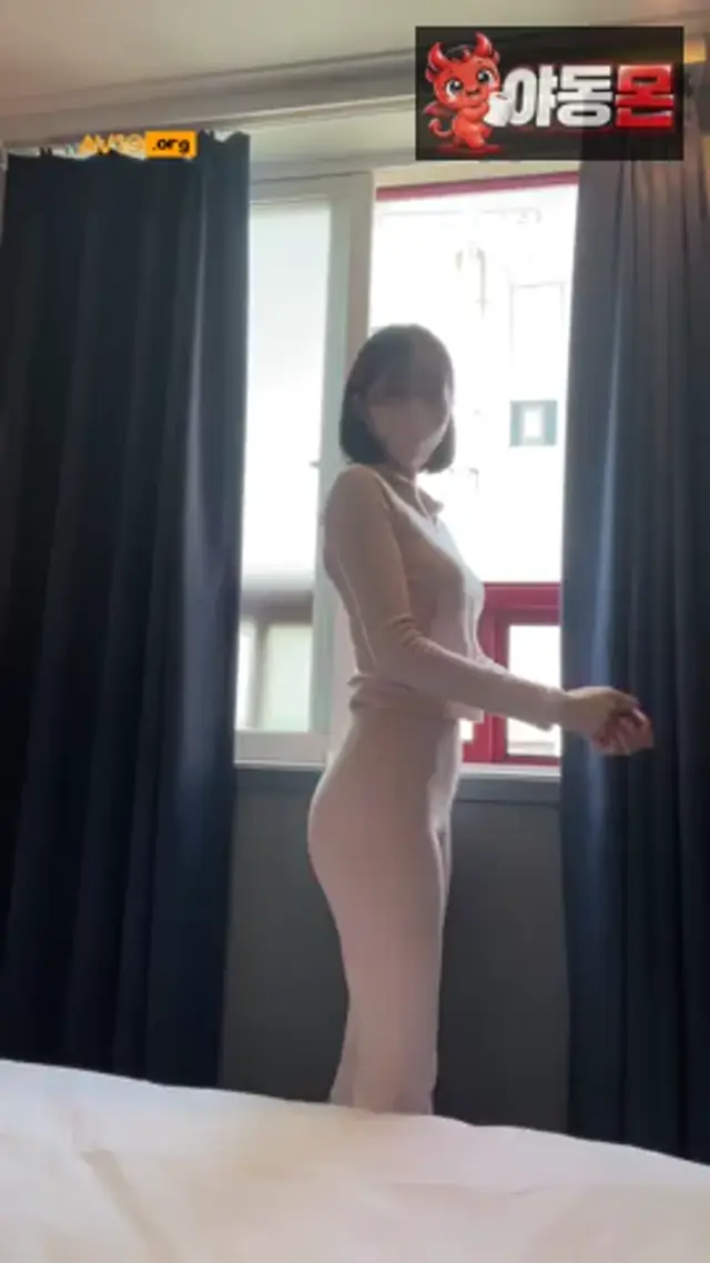 이블린 트레이닝복 뒤태