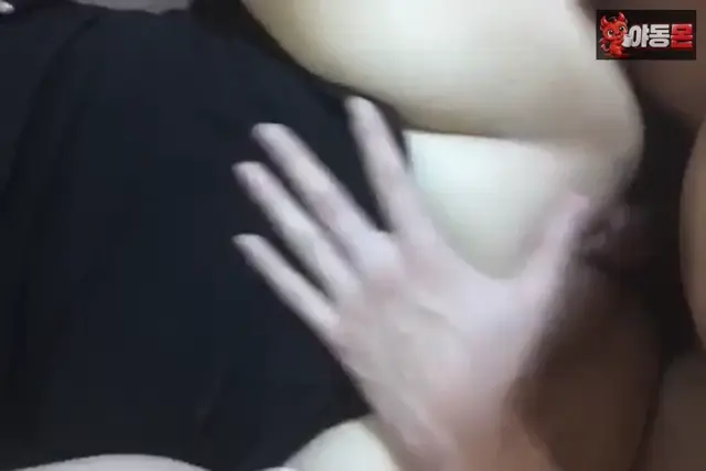 해골티 빽보 어린여친 오럴섹 (2)