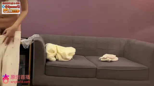 문신할 비용 마련하려 몸파는 문신 중독녀