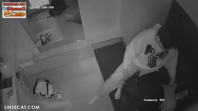 신작IP 코인노래방 섹스 후 계속 벗겨서 벌리고 꼬집는 SM커플