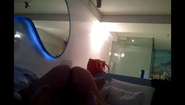 초대남 플레이를 좋아하던 신촌 마댓자루 걸레년