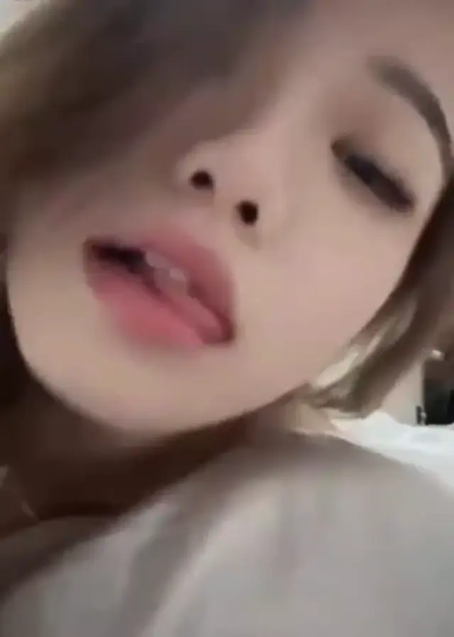 중국의 존예 스폰녀 영상 유출사건