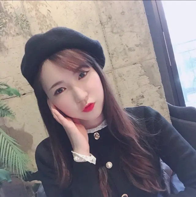 회색티녀3
