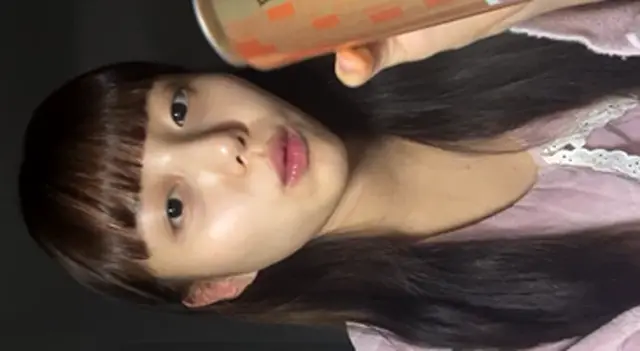이쁘장한 핑크 잠옷녀 라방중 즉흥적으로 자위