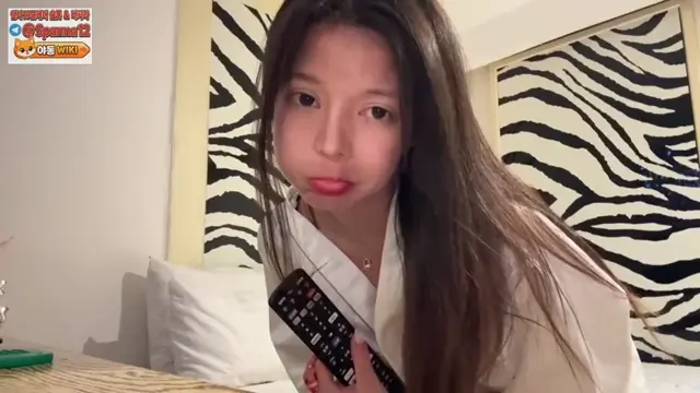 아프에서 방송하다 밴드로 넘어와서 올노출 jinju77 1탄