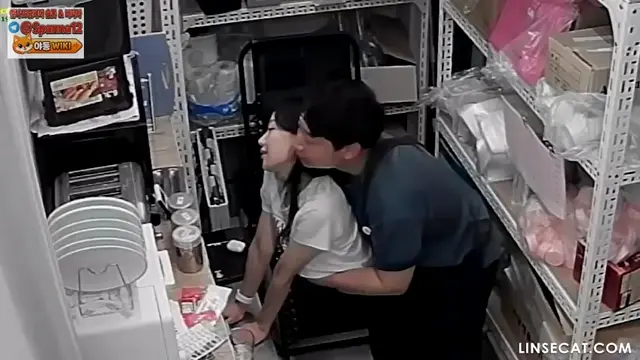 신작IP 호프집 사장과 알바생 몰래섹스